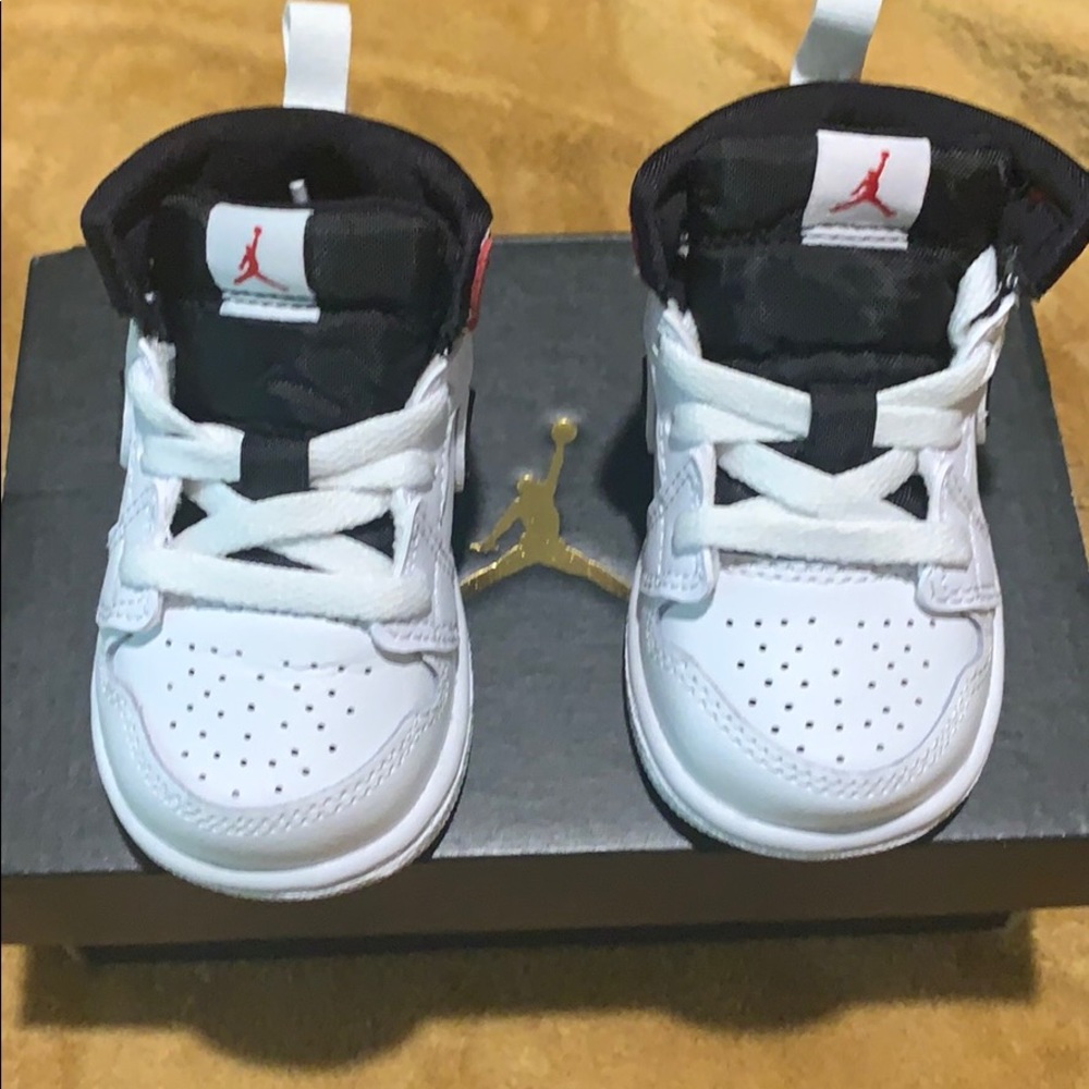 Jordan’s 1 MID (TD)